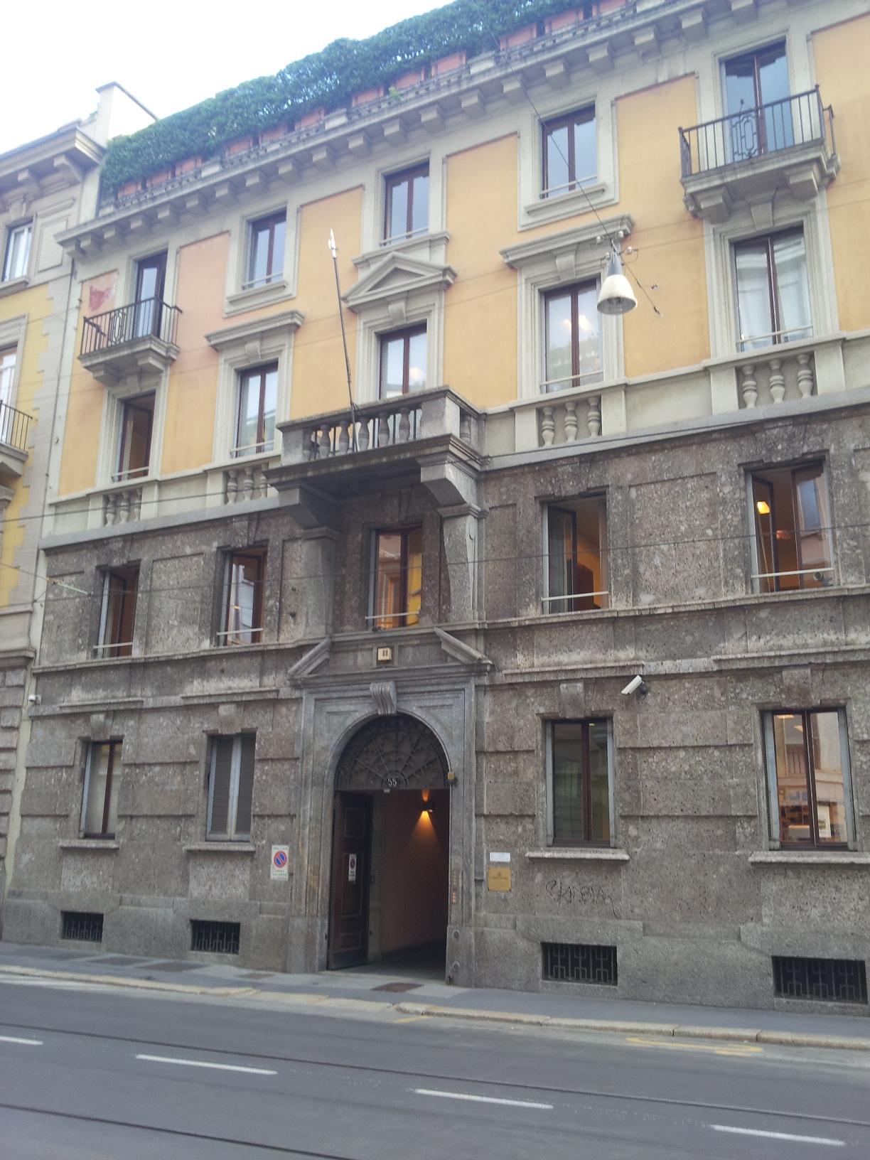 Ludovico Necchi's  home, Milan - 01.jpg